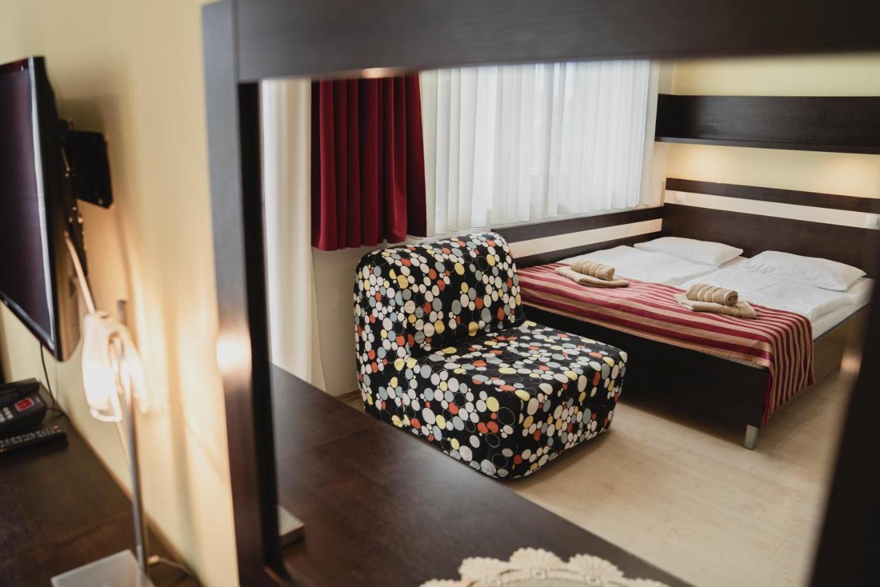 Apartman Angelika Bešeňová Buitenkant foto