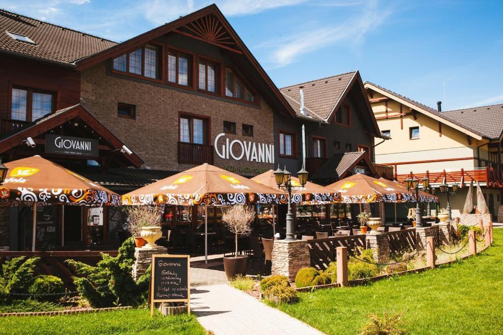 Apartman Angelika Bešeňová Buitenkant foto
